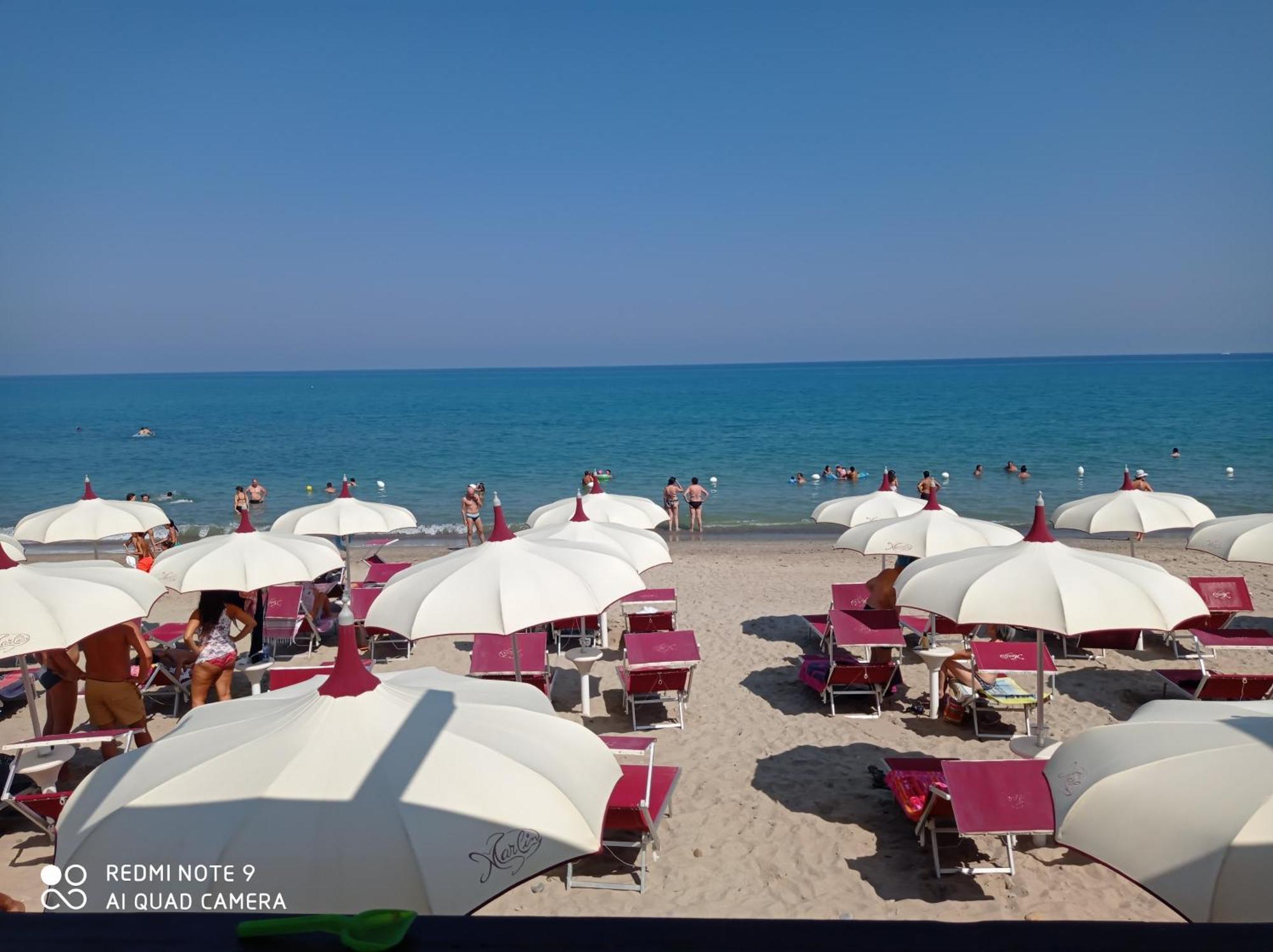 Holiday Homes Campofelice Di Roccella Exterior photo